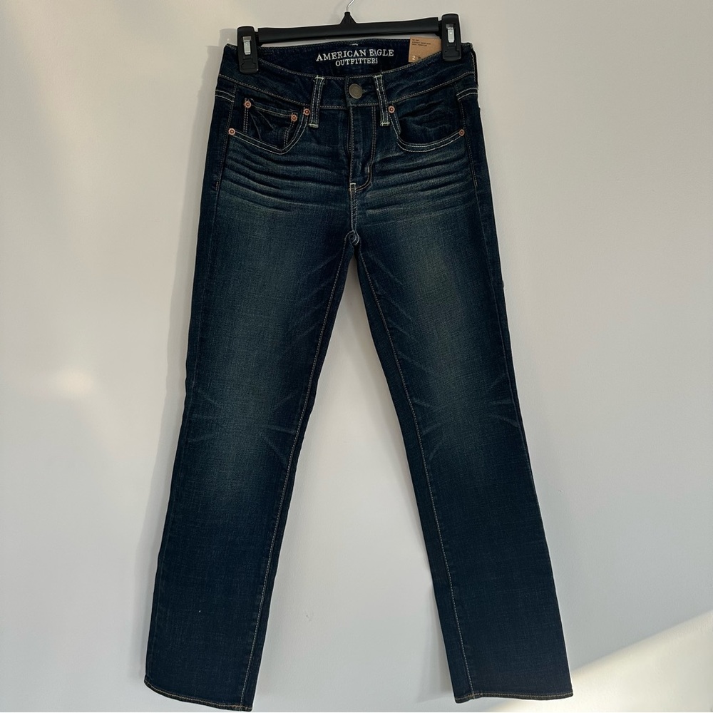 NWT American Eagle Outfitters No. 8262 Straight Dark Jeans Size 2 Short